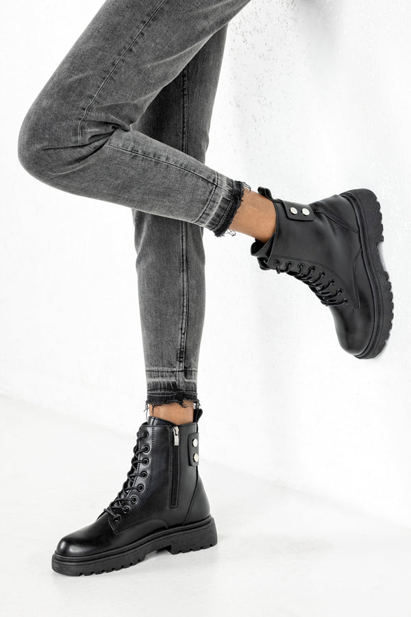 Lace-up boots