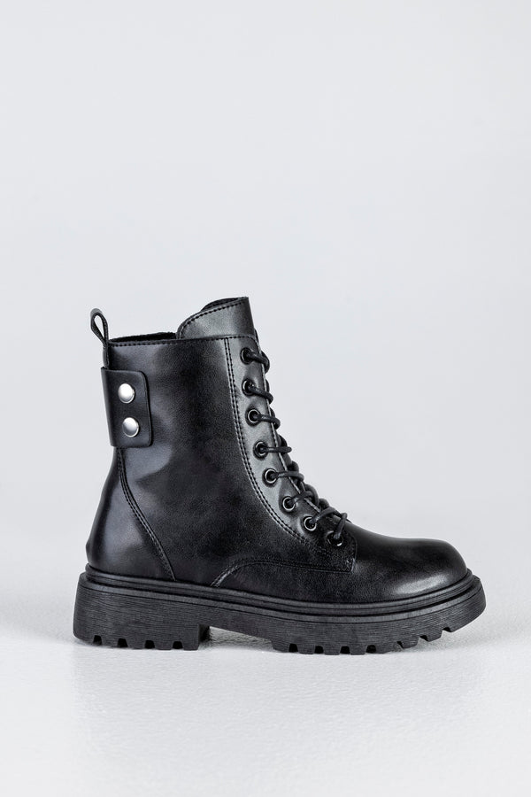 Lace-up boots