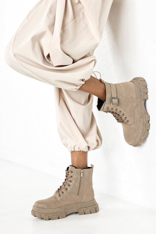Chunky sole lace-up boots with buckle