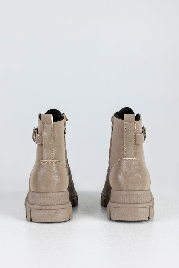 Chunky sole lace-up boots with buckle