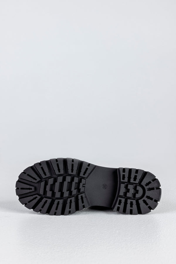 Lace-up boots
