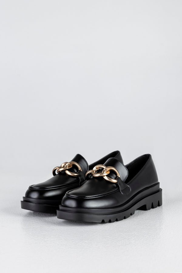 Chunky sole loafers with chain