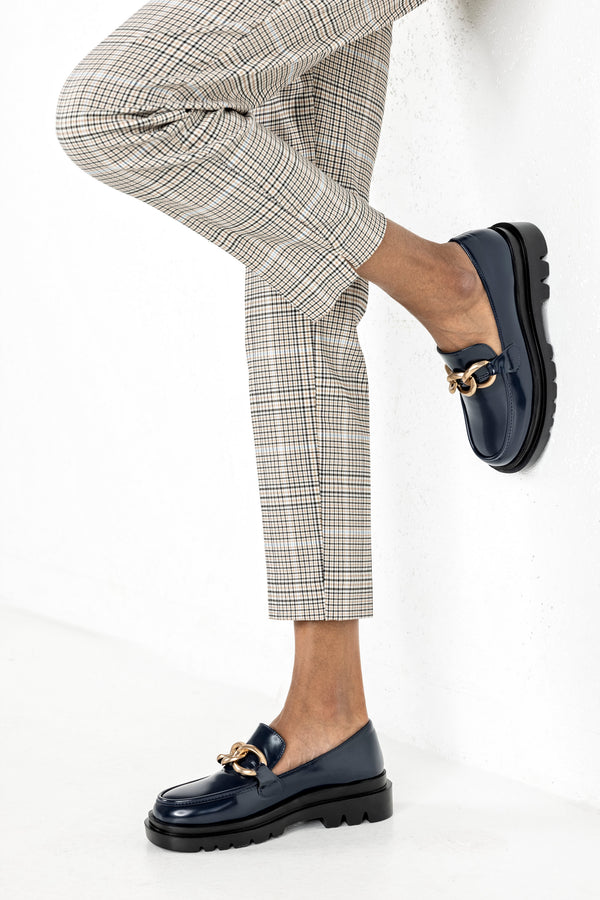 Chunky sole loafers with chain