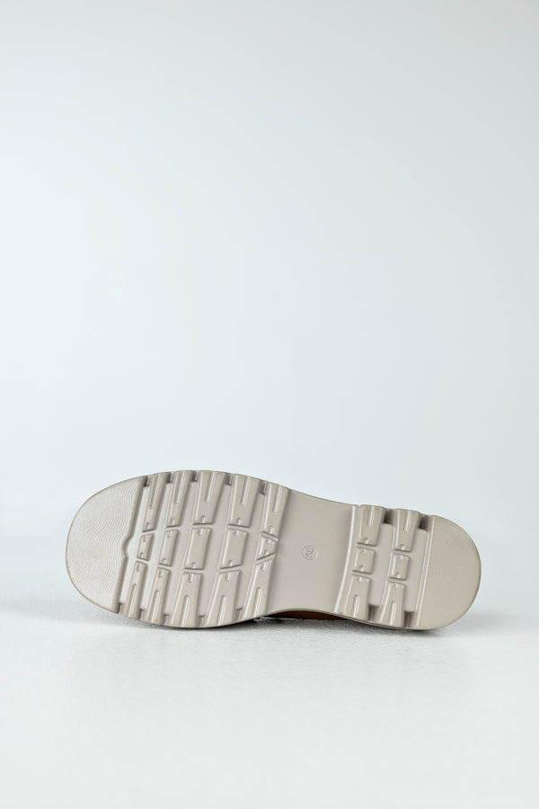 Chunky sole loafers with chain