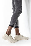 Knitted sneakers with laces