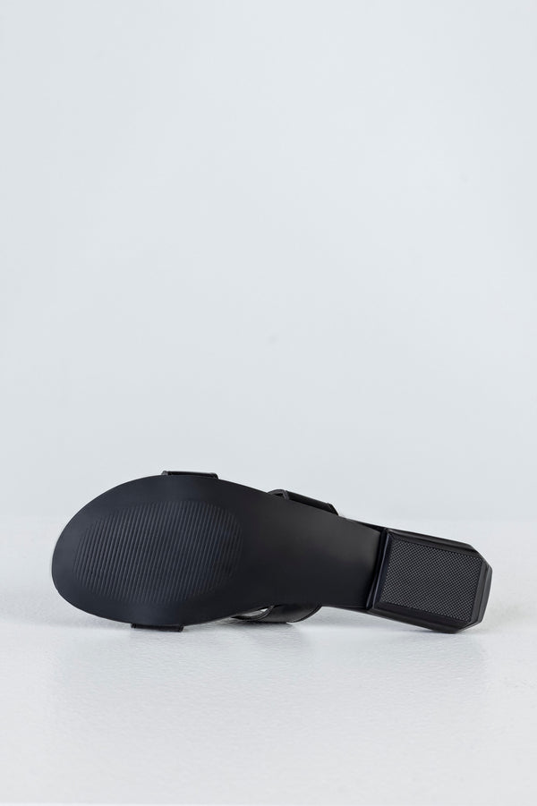 Slide sandals