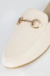 Flat mules with chain