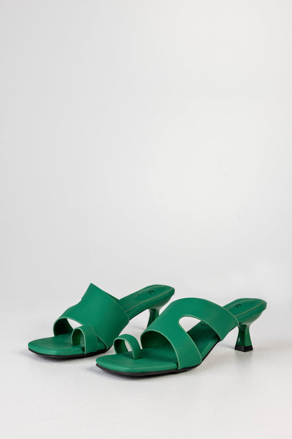 Toe heeled sandals