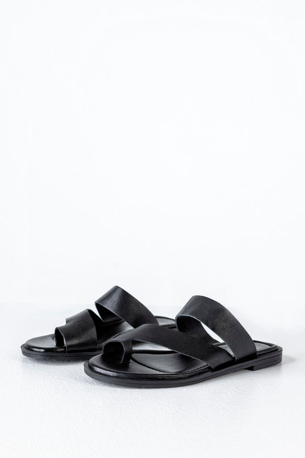Leather asymmetrical toe slide sandals