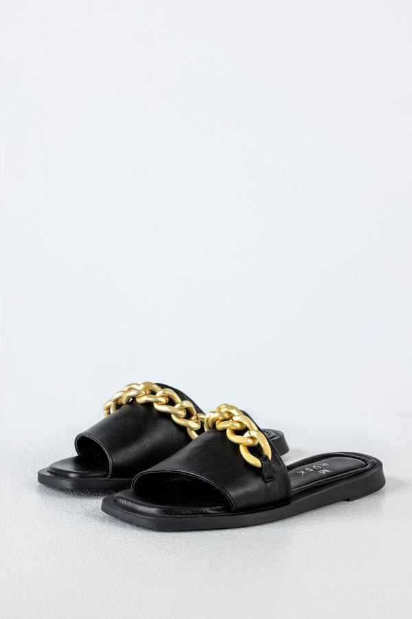 Leather slide sandals with chain