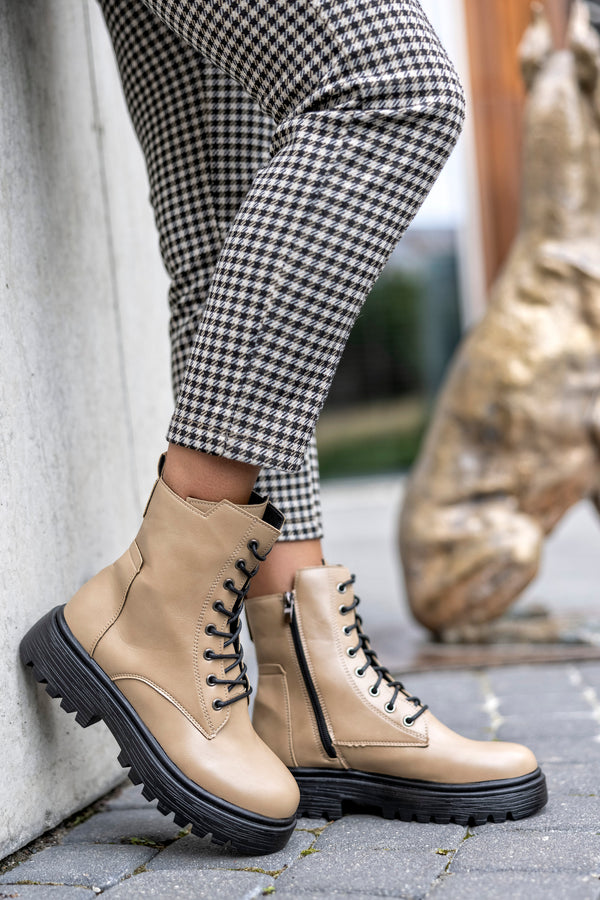 Lace-up boots