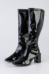 Zip back fastening boots