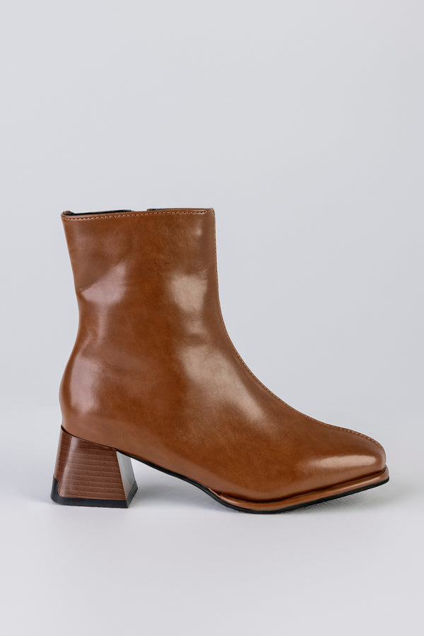 Zip-side fastening boots
