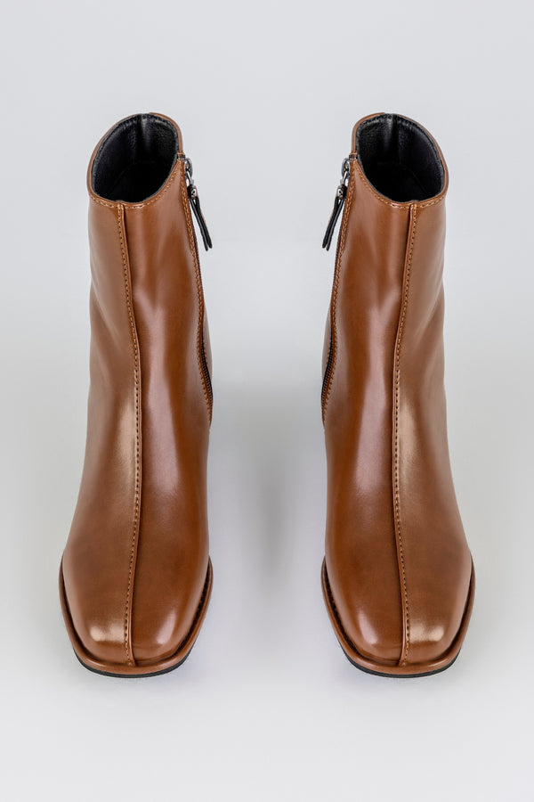 Zip-side fastening boots