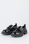 Chunky-sole shoes with buckles