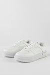 Lace-up fastening sneakers