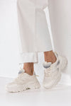 Lace-up fastening sneakers