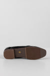 Loafers with tassels