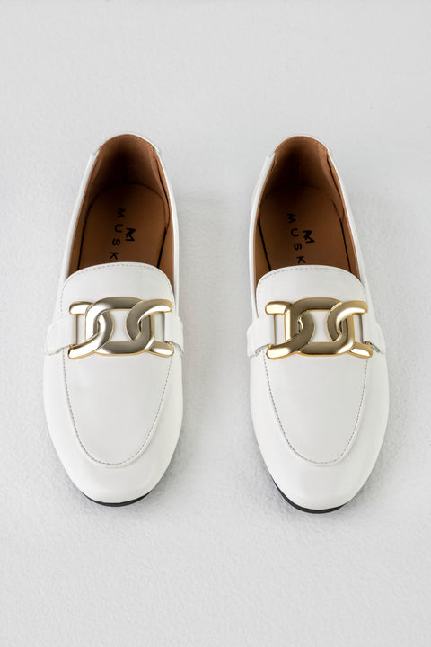 Loafers with chain