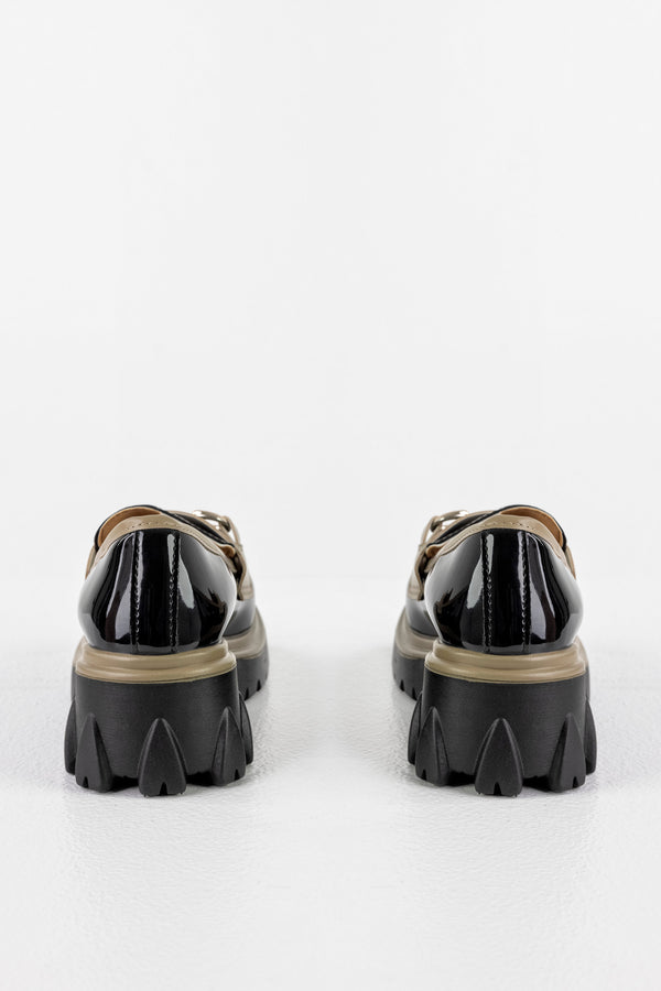 Chunky sole loafers with chain