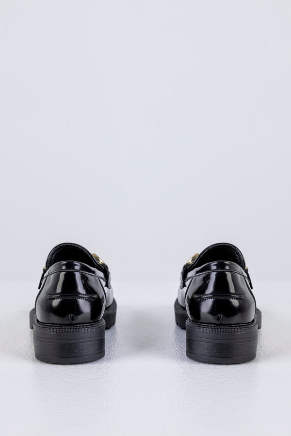 Chunky sole loafers with chain