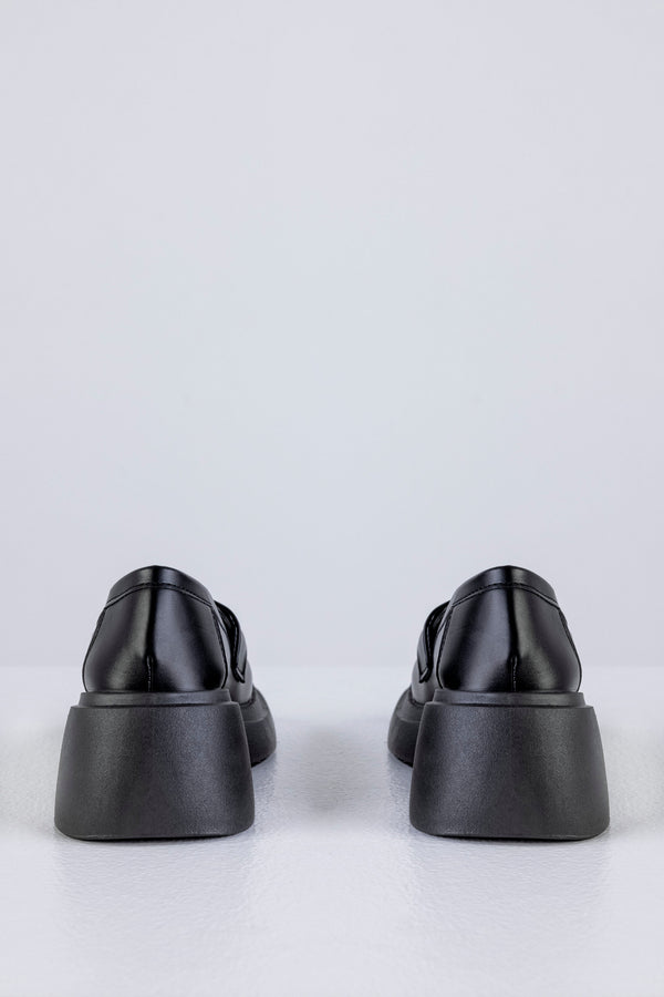 Mocassins à semelle épaisse