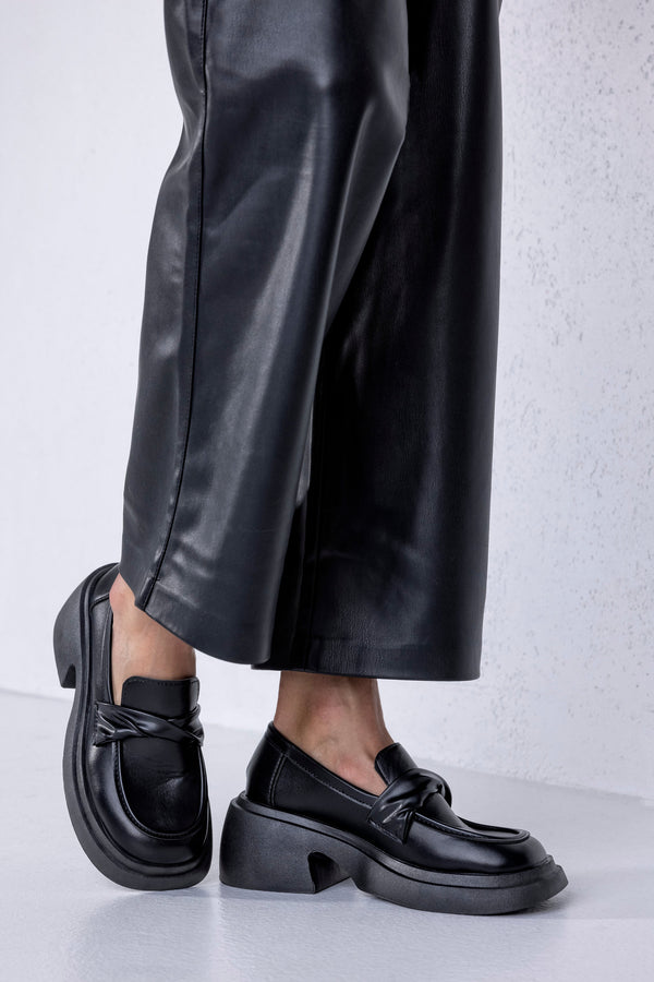 Mocassins à semelle épaisse