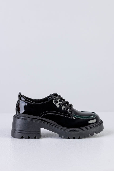 Lace-up, chunky sole shoes