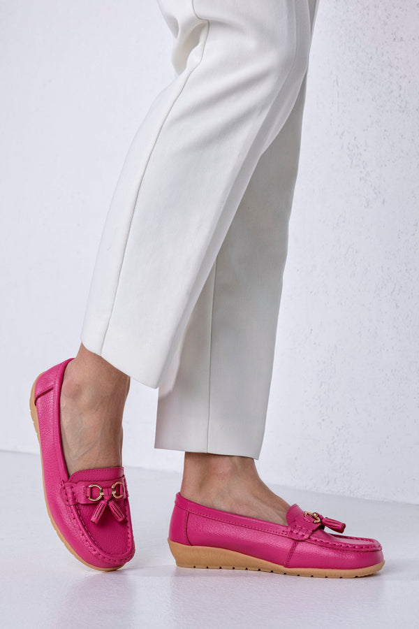 Mocassins en cuir à pompons