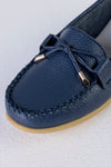 Leather moccasins with ribbon
