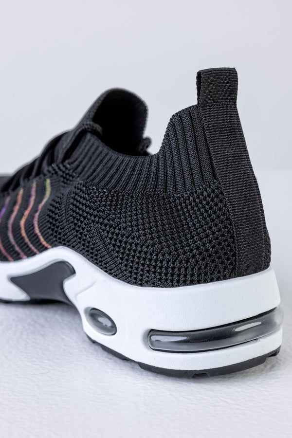 Knitted sneakers with laces