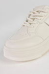 Lace-up fastening sneakers