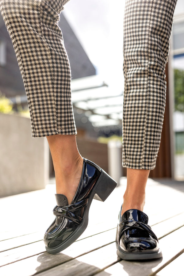 Heeled loafers