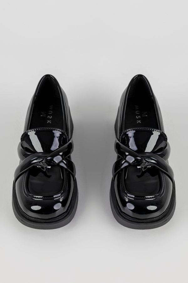 Heeled loafers