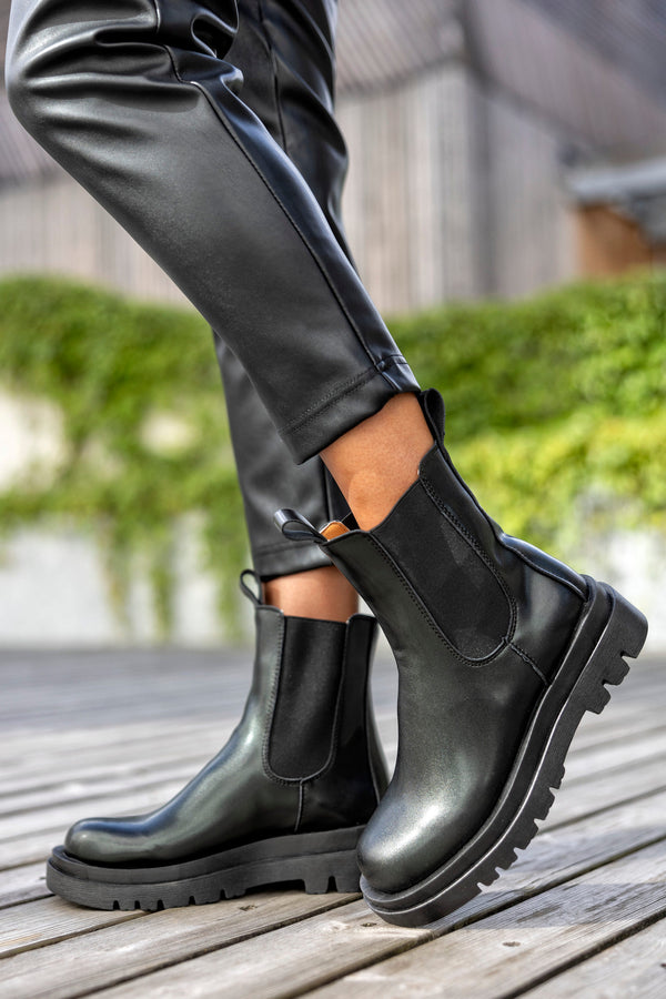 Chelsea boots