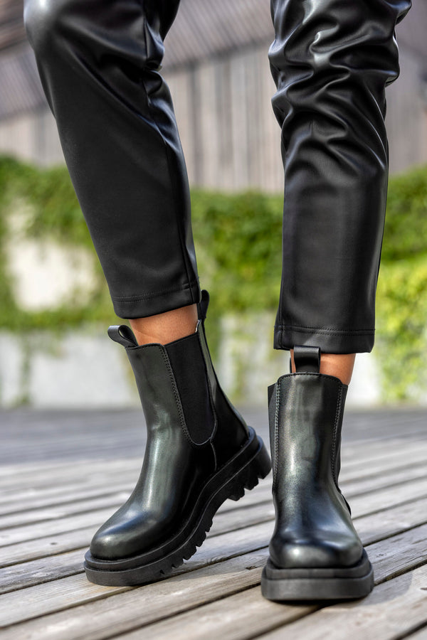Chelsea boots