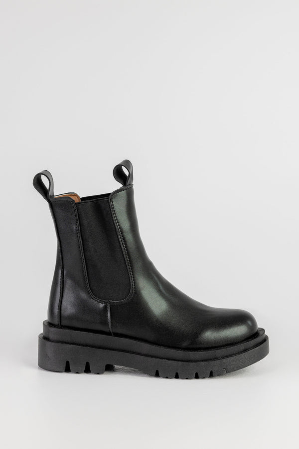 Chelsea boots
