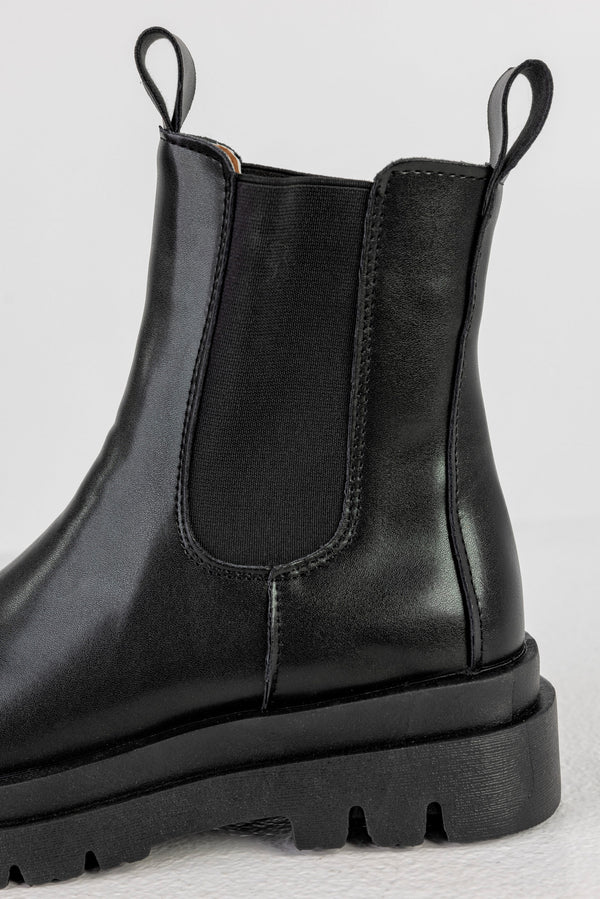Chelsea boots
