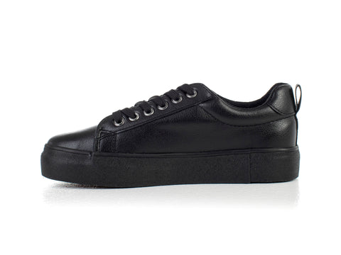 Platform sole sneakers