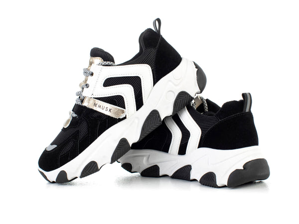 Chunky sole sneakers