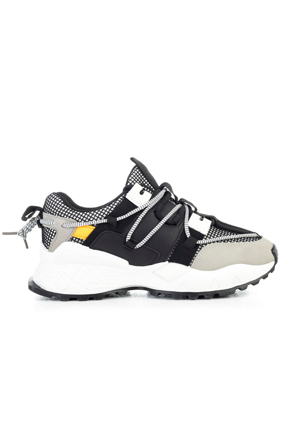 Chunky sole sneakers