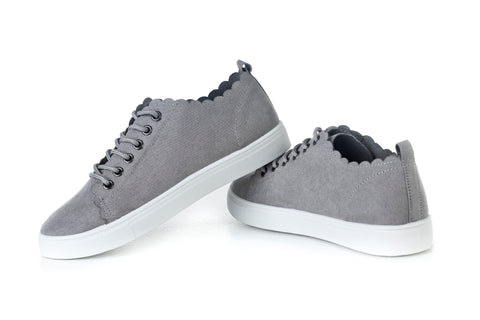 Lace-up, flat sole shoes
