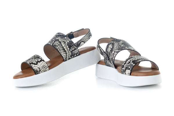 Flatform sandals