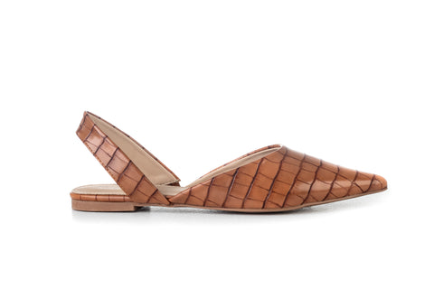 Slingback, pointed toe shoes