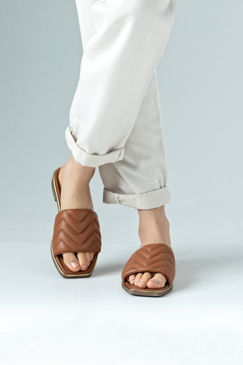 Leather quilted, flat sole slide sandals