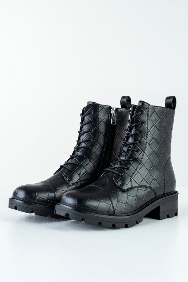 Lace-up, woven look boots