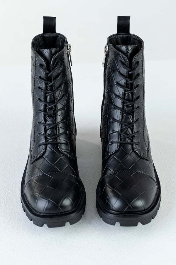 Lace-up, woven look boots