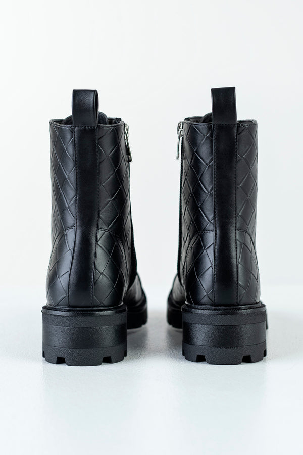 Lace-up, woven look boots