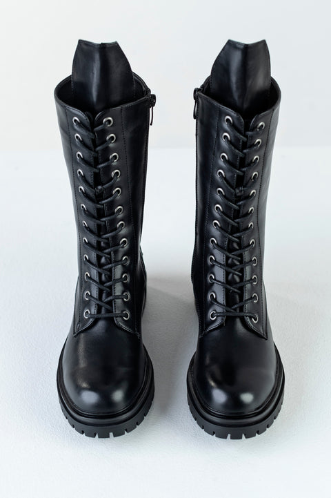 Lace-up boots