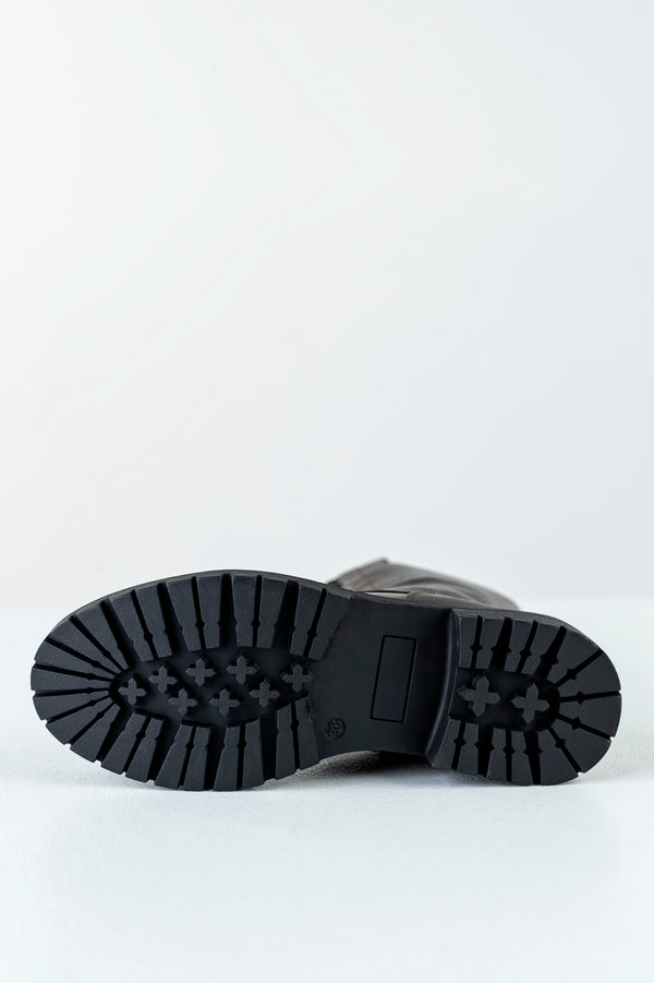 Lace-up boots